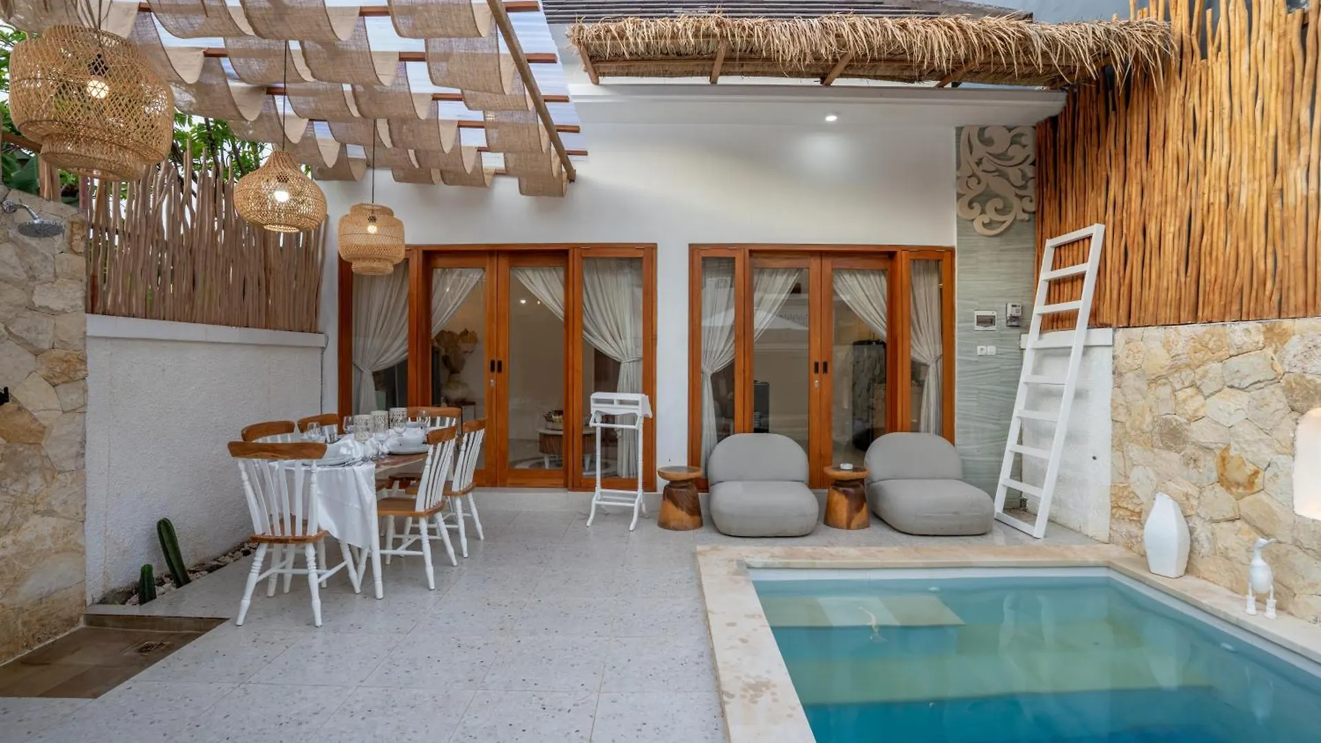 D'Zora Villa Jimbaran Indonesia